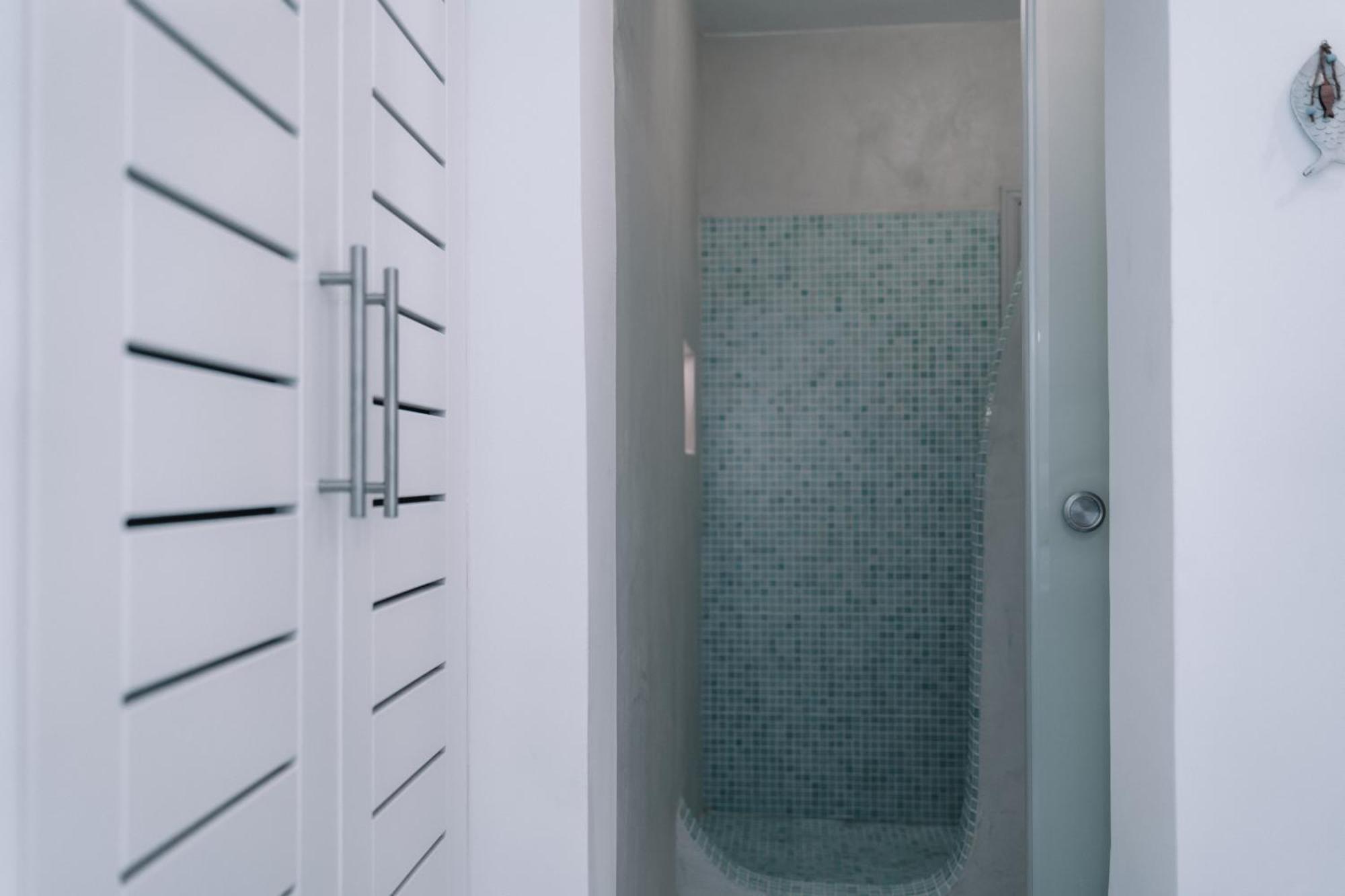 Nelya Suites (Adults Only) Мегалохори Екстериор снимка