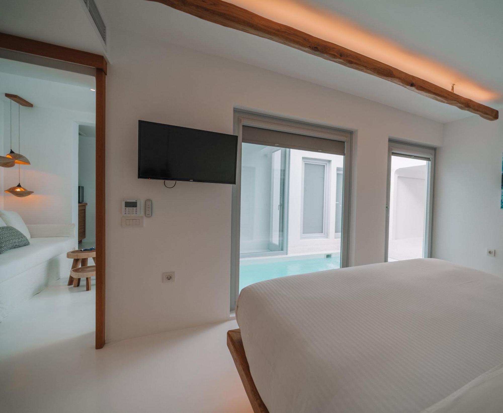 Nelya Suites (Adults Only) Мегалохори Екстериор снимка